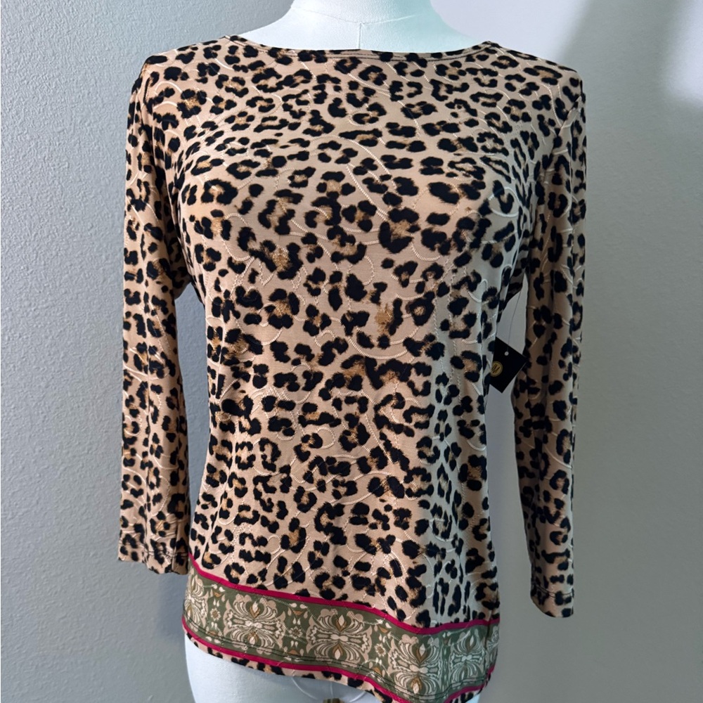 NWT JM Collection Cheetah 90s top